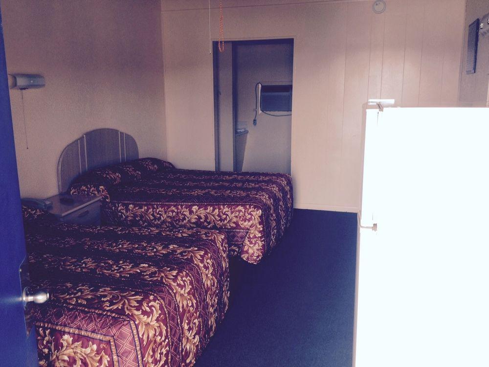 Relax Inn Goldthwaite Exterior photo